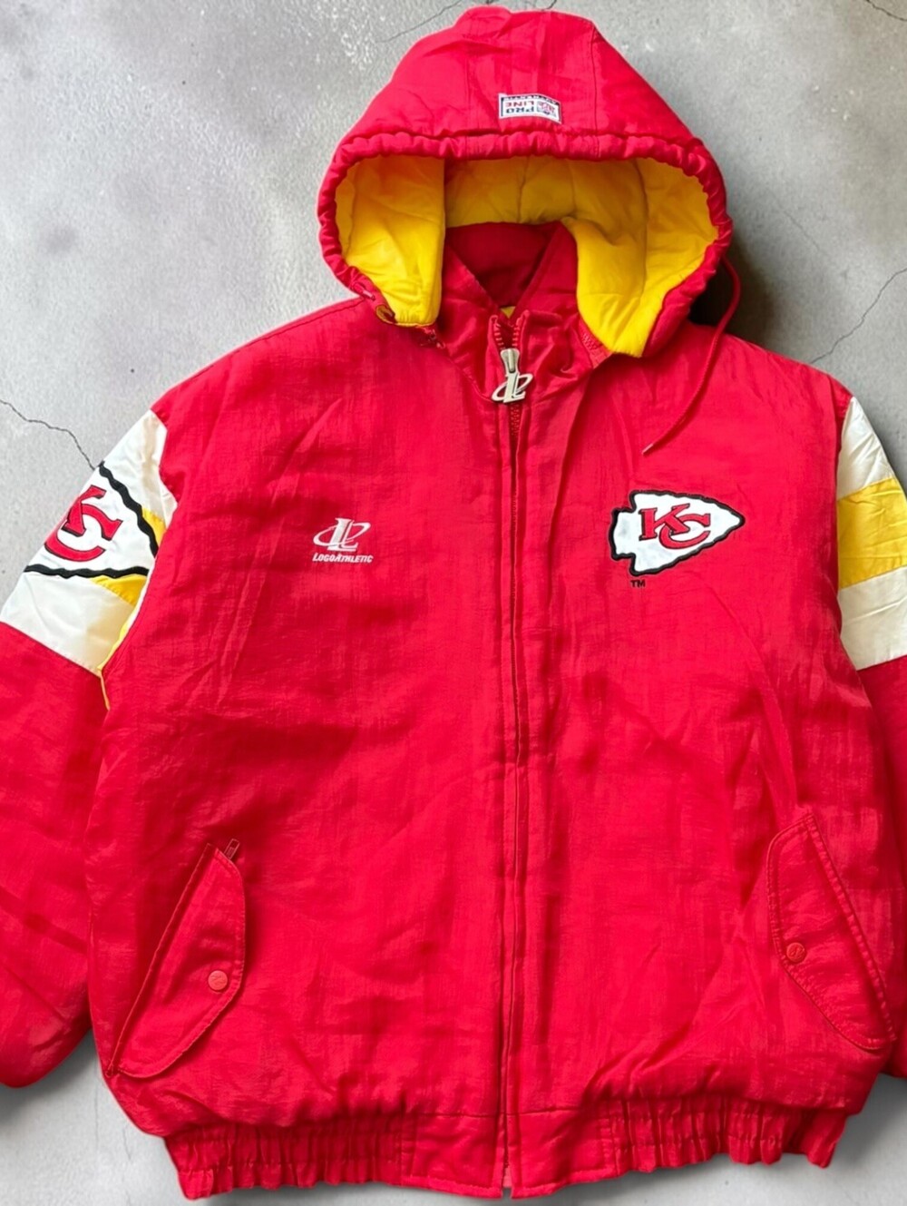 Vintage Kansas City Chiefs Logo Athletic NFL Pro Line Winter Puffer Coat Size XL